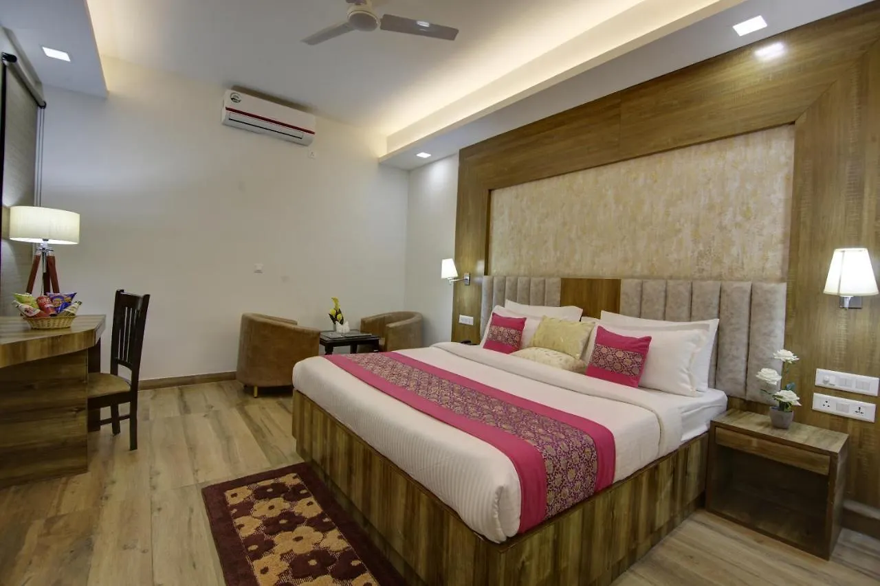 Hotel Park Tree Near Delhi Airport New Delhi