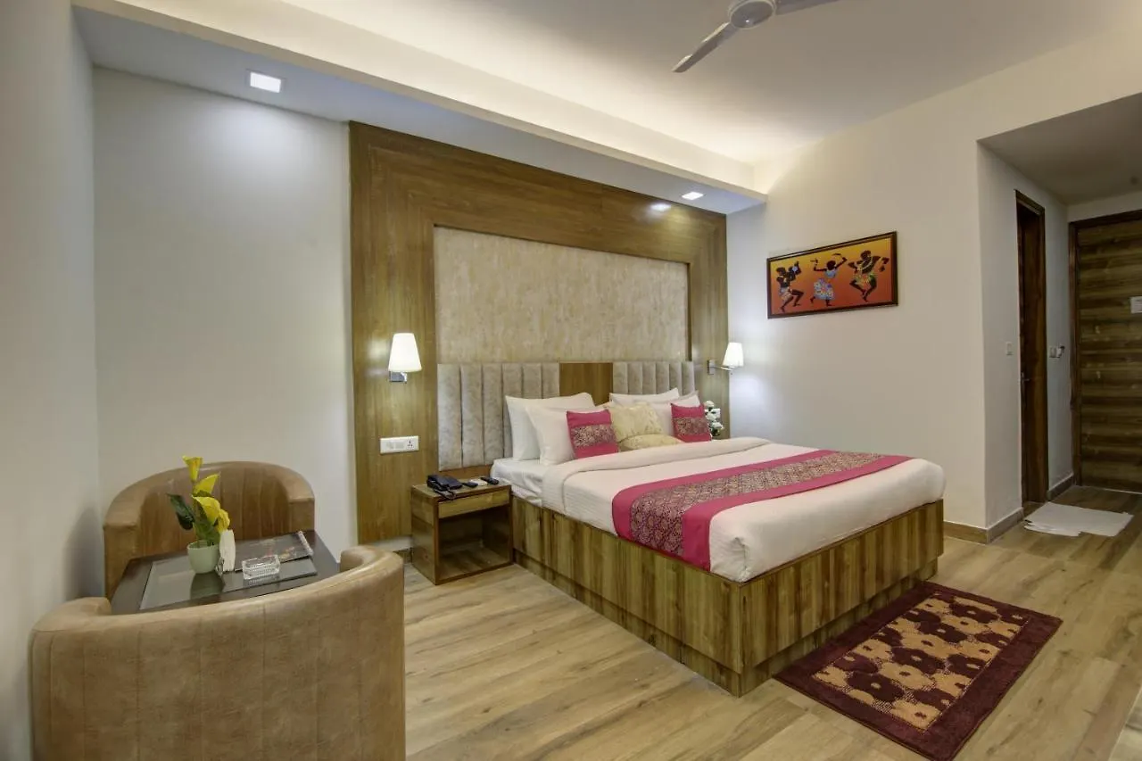 Hotel Park Tree Near Delhi Airport New Delhi