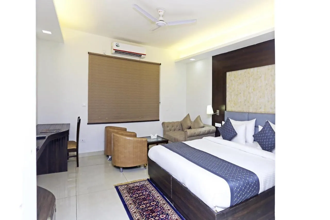 Hotel Park Tree Near Delhi Airport New Delhi