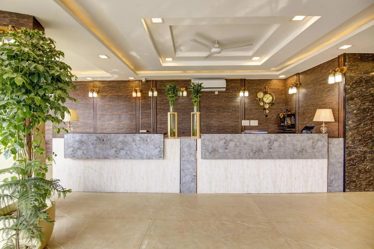Hotel Park Tree Near Delhi Airport New Delhi 4*,
