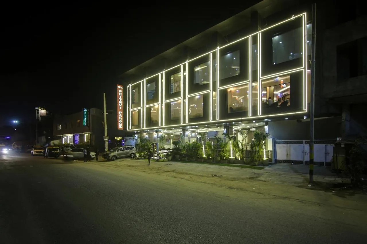 Hotel Park Tree Near Delhi Airport location