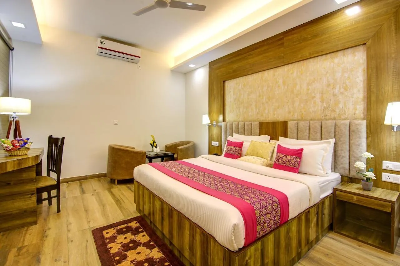 Hotel Park Tree Near Delhi Airport New Delhi