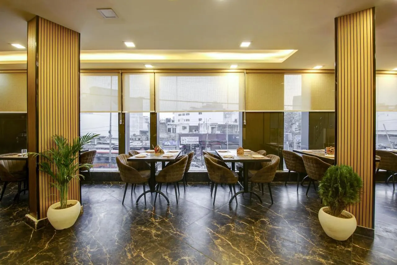 Hotel Park Tree Near Delhi Airport New Delhi 4*,